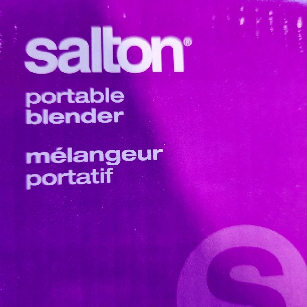 Portable blender